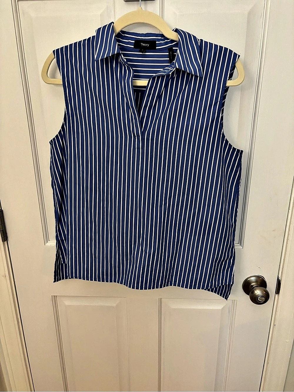 Theory Stripe Sleeveless Crop Button-Up Shirt Blue & White Small Like New